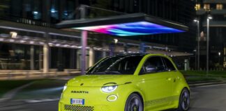 Abarth 500e torna protagonista alla Milan Games Week & Cartoomics