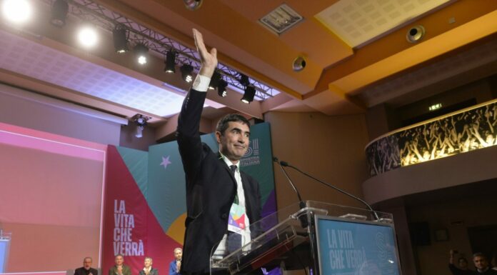 Fratoianni rieletto segretario di Sinistra Italiana, Vendola presidente