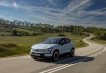 Volvo EX30 tra le finaliste dell’European Car of the Year 2024
