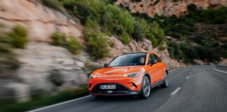 La nuova smart 3 è pronta al debutto italiano