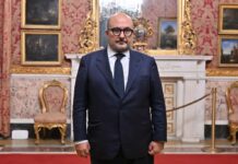 Ministro Sangiuliano visita Rione Terra con direttore Patrimonio Unesco