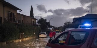 Maltempo, allerta arancione in Toscana