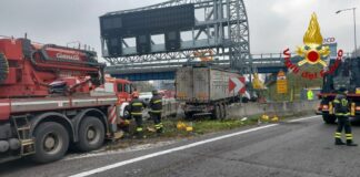 Milano, incidente mortale sulla A4. Deceduto camionista 25enne