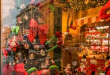 Natale, boom di acquisti per addobbare e decorare casa