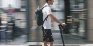 Palermo, stretta per monopattini e bici nelle vie pedonali del centro