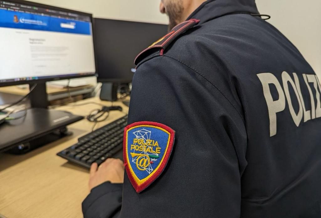 Trasmettevano online abusi su minori, misure cautelari per una coppia Trasmettevano online abusi su minori, misure cautelari per una coppia