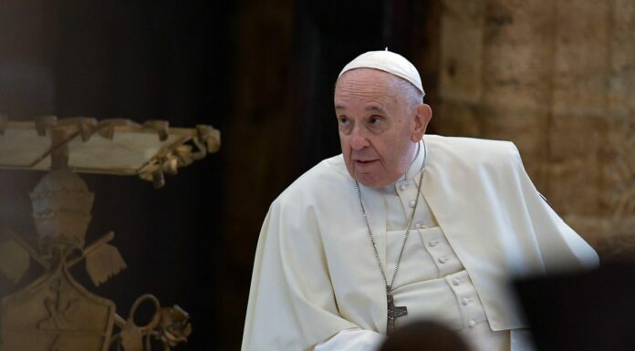 Papa Francesco “In Terra Santa sarà un Natale di lutto”