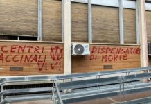 Raid vandalico al Policlinico di Palermo, scritte No Vax sui muri