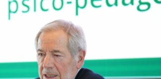 Covid, Bertolaso “Casi in aumento, preoccupati per feste di Natale”