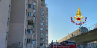 Cologno Monzese, incendio in appartamento. 5 leggermente intossicati