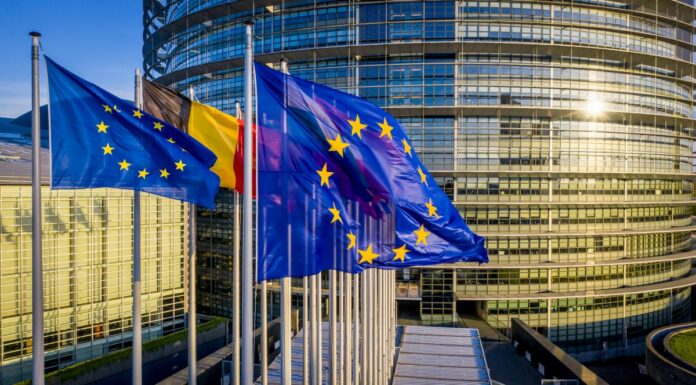 Immigrazione e asilo, firmato patto a Bruxelles