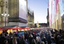 Regali di Natale, sprint finale per tre italiani su quattro