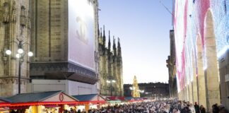 Regali di Natale, sprint finale per tre italiani su quattro