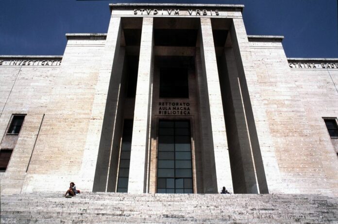 LA SAPIENZA DI ROMA UNIVERSITA'