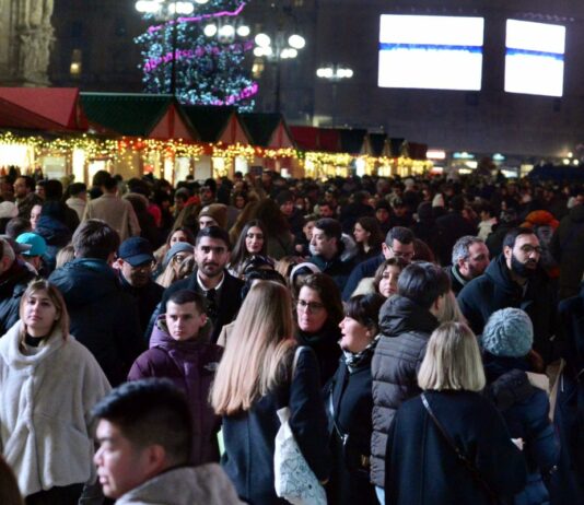Confcommercio, per il Black Friday si spende e si acquista di più anche con l’aiuto dell’IA