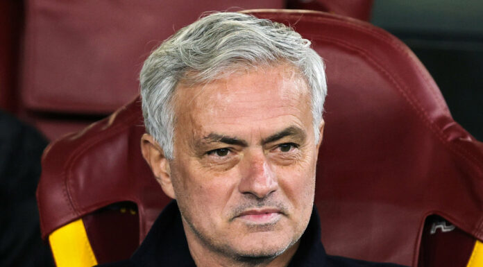 Mourinho “Napoli sempre forte, sono i campioni d’Italia”