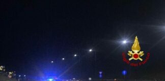 Incidenti stradali, auto contro guardrail. Muore 22enne nel milanese