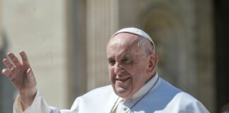 Papa Francesco “Le guerre sono un male, preghiamo per la fine”