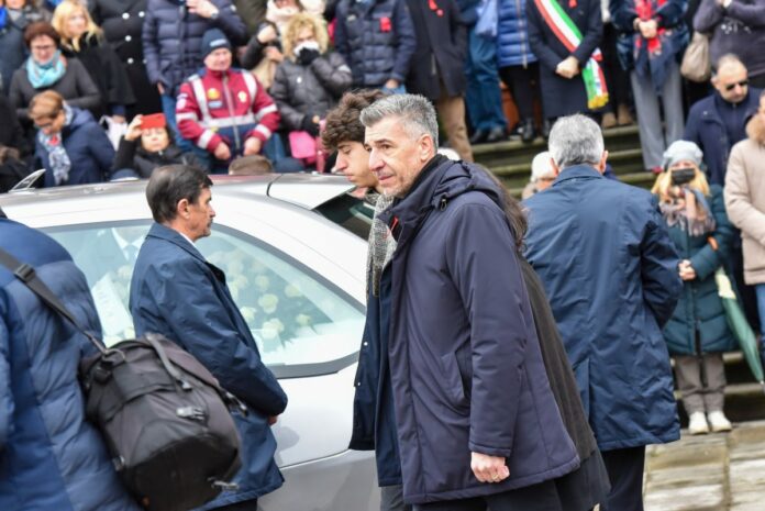 PADOVA - I funerali di Giulia Cecchettin, cento sindaci e migliaia di persone