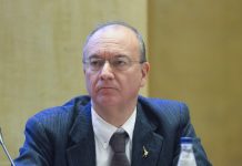 Tricolore, Valditara “Rispetto e cura per la bandiera nelle scuole, rappresenta la nostra storia”