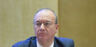 Tricolore, Valditara “Rispetto e cura per la bandiera nelle scuole, rappresenta la nostra storia”