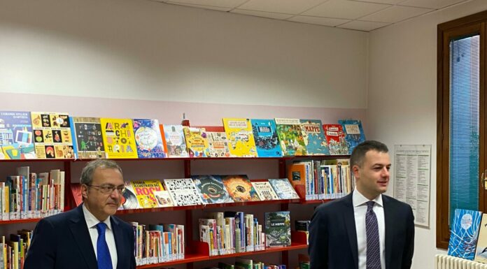 Consegnato alle biblioteche della città “Il grande segreto dei libri”