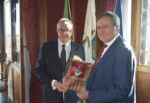Il sindaco Brugnaro riceve il nuovo prefetto Pellos