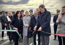 Presidente Marsilio inaugura rotatoria zona industriale di Vasto
