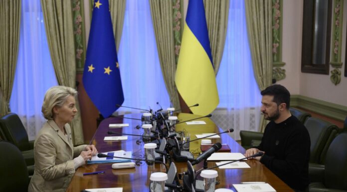 Storica decisione via a negoziati per adesione UE di Ucraina e Moldavia