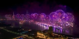 Spettacolo fuochi d’artificio da Guinnes per l’Emirato di Ras Al Khaimah