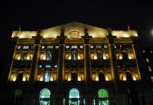 Borsa, il Ftse Mib apre poco sopra la parità. +0,4%