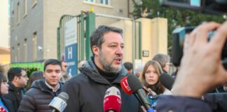 Europee, Salvini “Non mi candido, resto ministro”