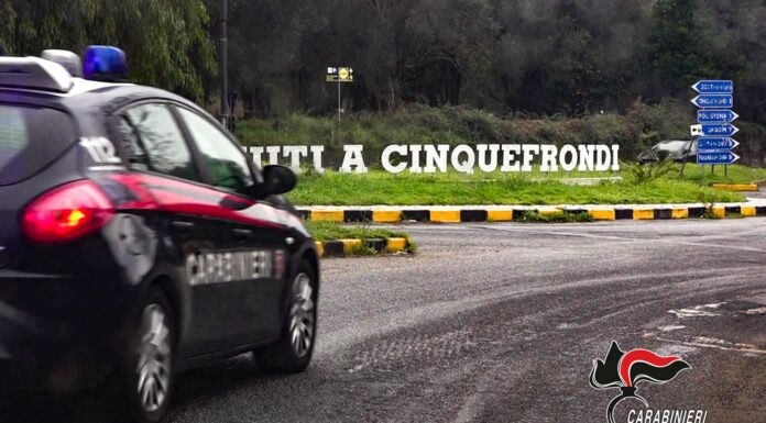 Abusi sessuali a scuola su bimba 7 anni, arrestato bidello nel Reggino