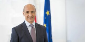 Malta, vicepremier Fearne candidato alla Commissione Ue