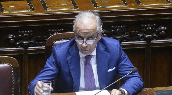 Acca Larentia, Piantedosi “Saluto romano offesa alle vittime”