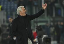 Mourinho “Roma a -4 dalla Champions, ma deve fare di più”