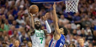 Boston inarrestabile in casa, Davis non basta ai Lakers