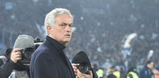 La Roma esonera Mourinho, De Rossi nuovo allenatore