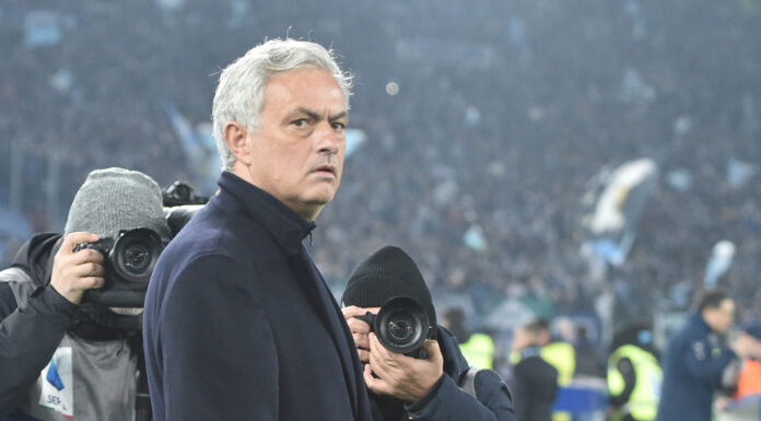 La Roma esonera Mourinho “Serve un cambiamento immediato”
