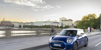 Mini, crescono le vendite e accelera l’adozione di veicoli elettrici