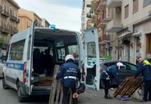 Controlli dei vigili urbani nel centro storico di Palermo, multe e sequestri
