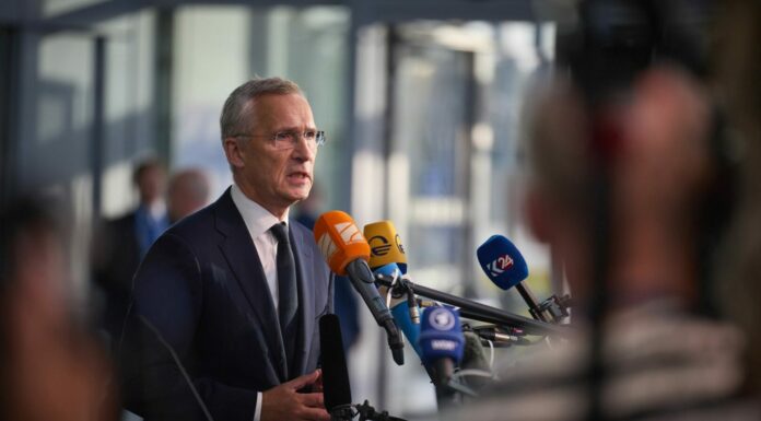 Stoltenberg “Potenziali tensioni in Kosovo e Bosnia-Erzegovina”