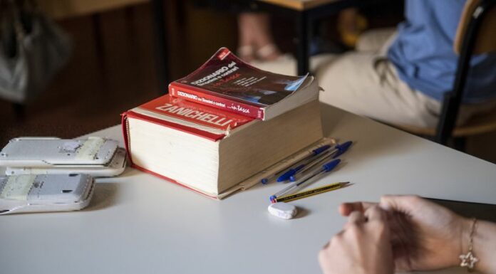 Esami di maturità, greco al Classico e matematica allo Scientifico