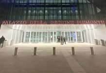 Piemonte, Palazzo Regione si illumina di arancione per vittoria Sinner