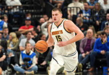 Jokic trascina Denver e Milwaukee va ko, Jazz travolti