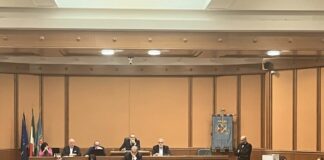 Dibattito tra maggioranza e opposizione con il presidente Rocca