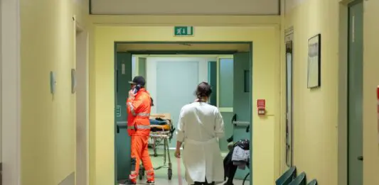 Bimba morta a Palermo, Firenze (Asp): “Nessun nuovo caso acclarato di difterite”