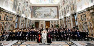 Papa Francesco “Sport mezzo per costruire società e favorire pace”