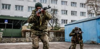 Sale a 13 il bilancio delle vittime nel raid a Damasco