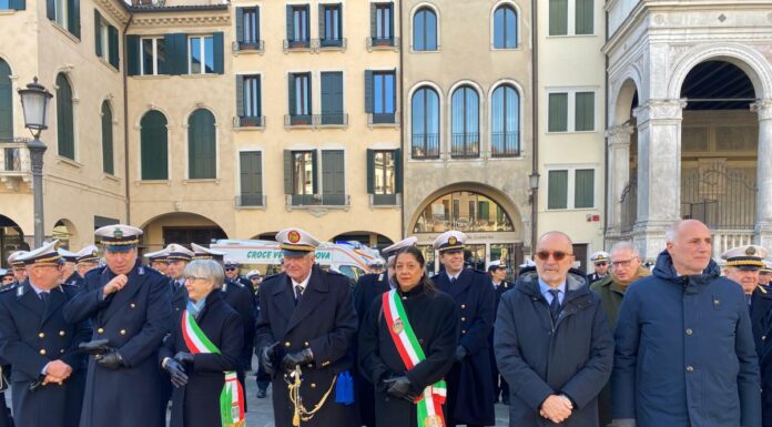 Premiati a Padova cinque agenti della polizia locale
